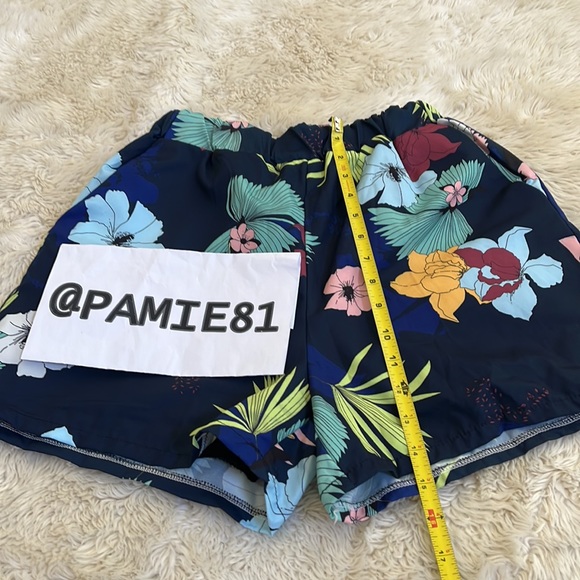 NO LABEL Women’s Blue Floral Blazer & Shorts Set Size S/M EUC - Picture 14 of 17